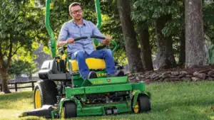 John Deere Z720E