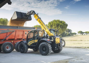 New Holland TH7.42