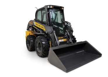 New Holland L318