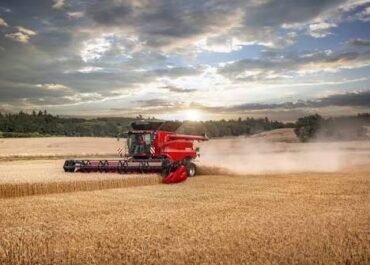 Case IH Axial-Flow 7160 Combine